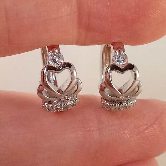 18K White Gold Filled Diamond Zircon Hollow Heart Dangle Earrings 16mm Gift - Picture 1 of 2